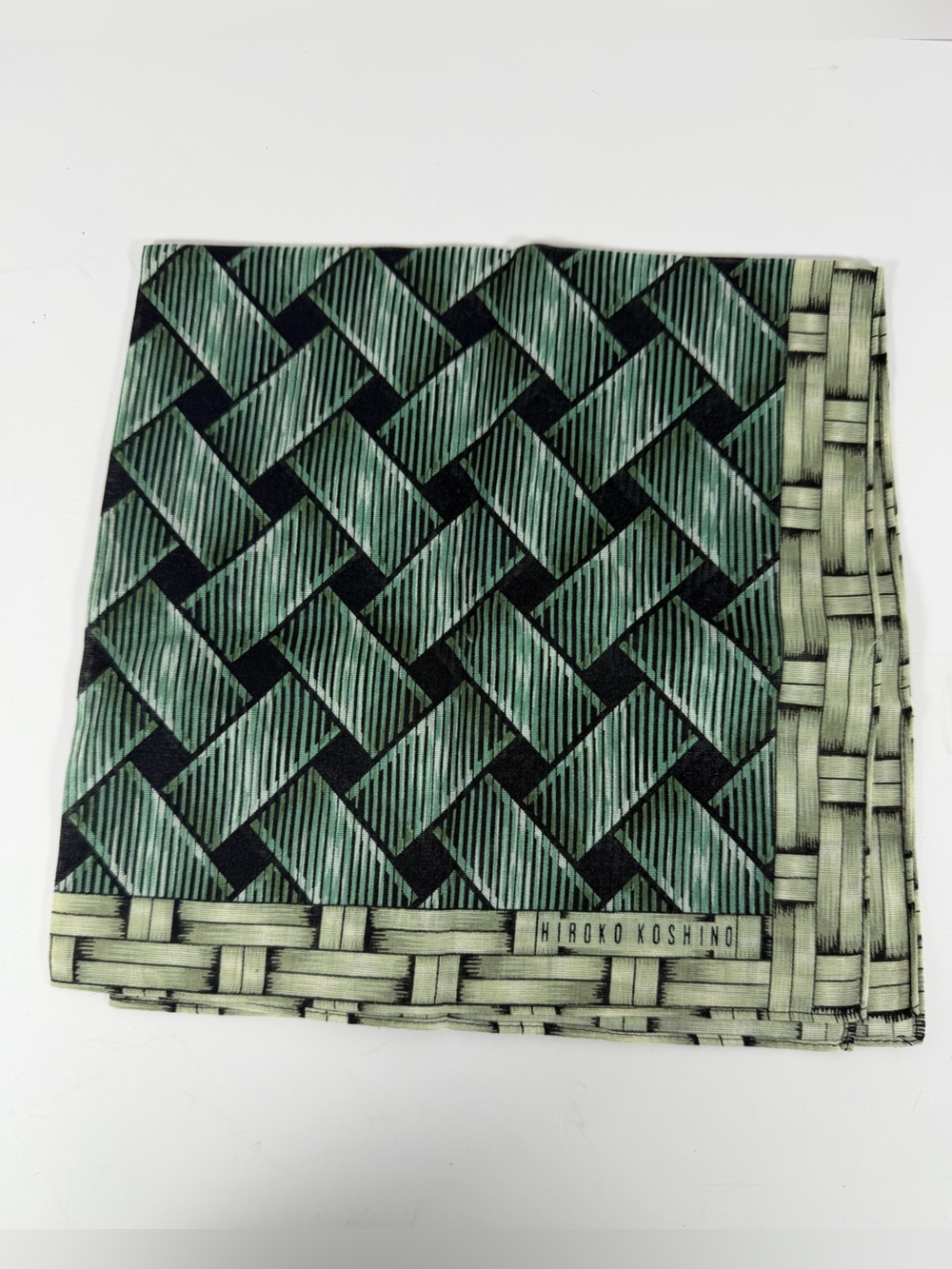 Hiroko Koshino Geometric Basket Weave Print Scarf Green Black